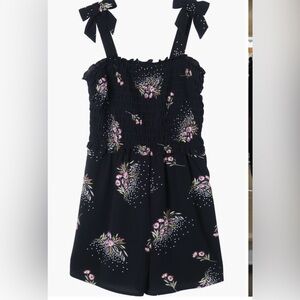 Zunie Kids Floral Smocked Romper (Girls size 10)